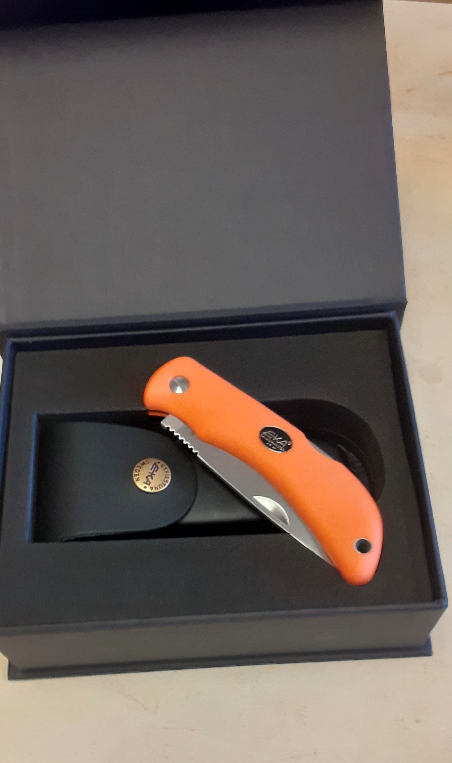 Swede 10 ORANGE HANDLE LEATHER SHEATH