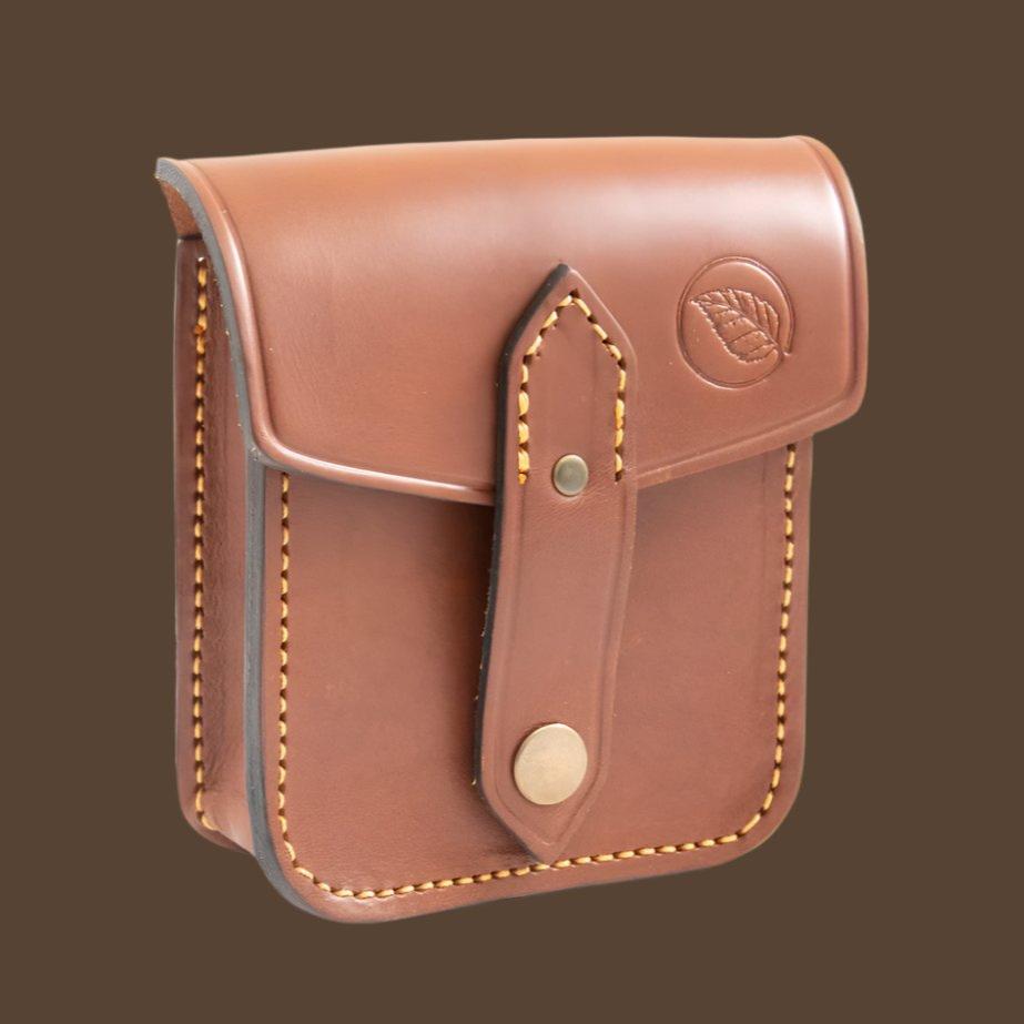Casström Possibles Pouch close up of the 3mm thick, vegetable-tanned leather