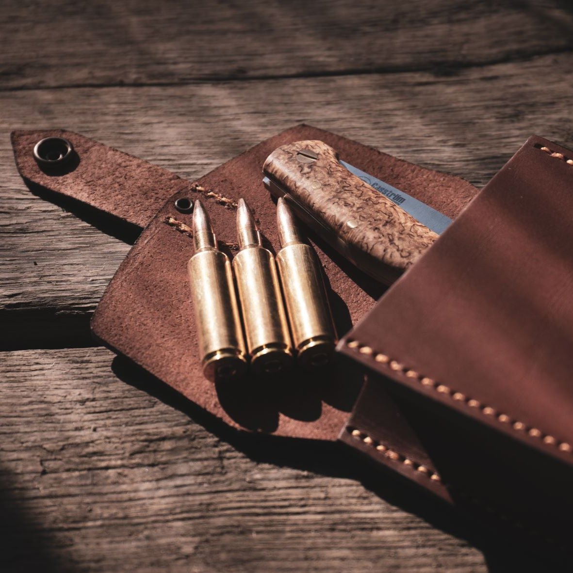 Casström Possibles pouch and a few items being carried in it - a useful belt puch for bushcraft or hunting