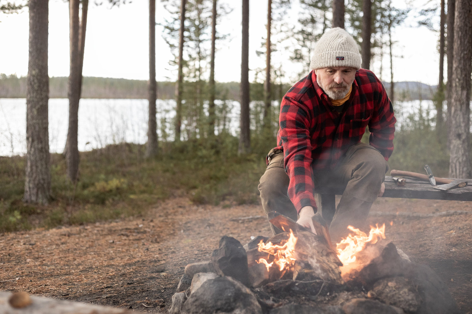 How to Start a Fire with a Ferro Rod and Bushcraft Knife