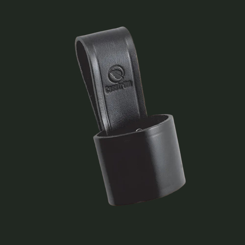 Casström leather axe loop in black 