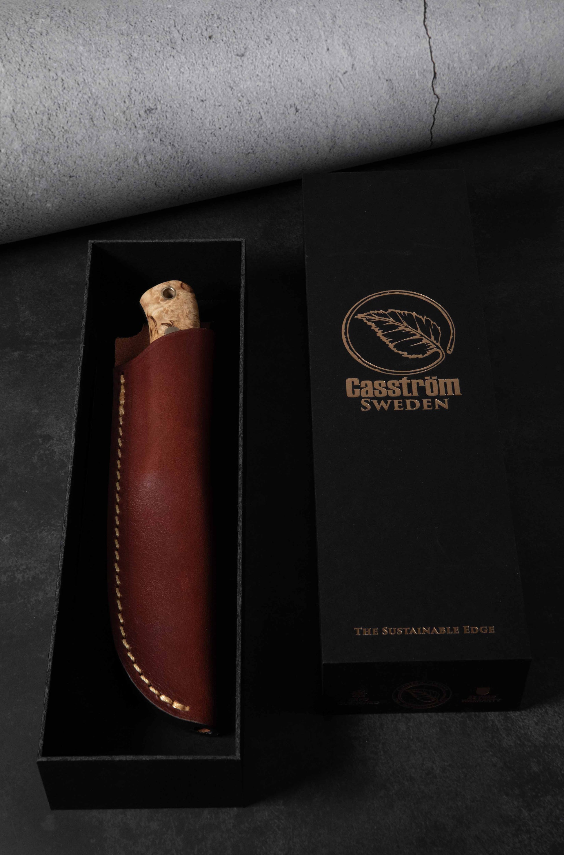 Casström Woodsman knife - curly birch Handle - boxed.