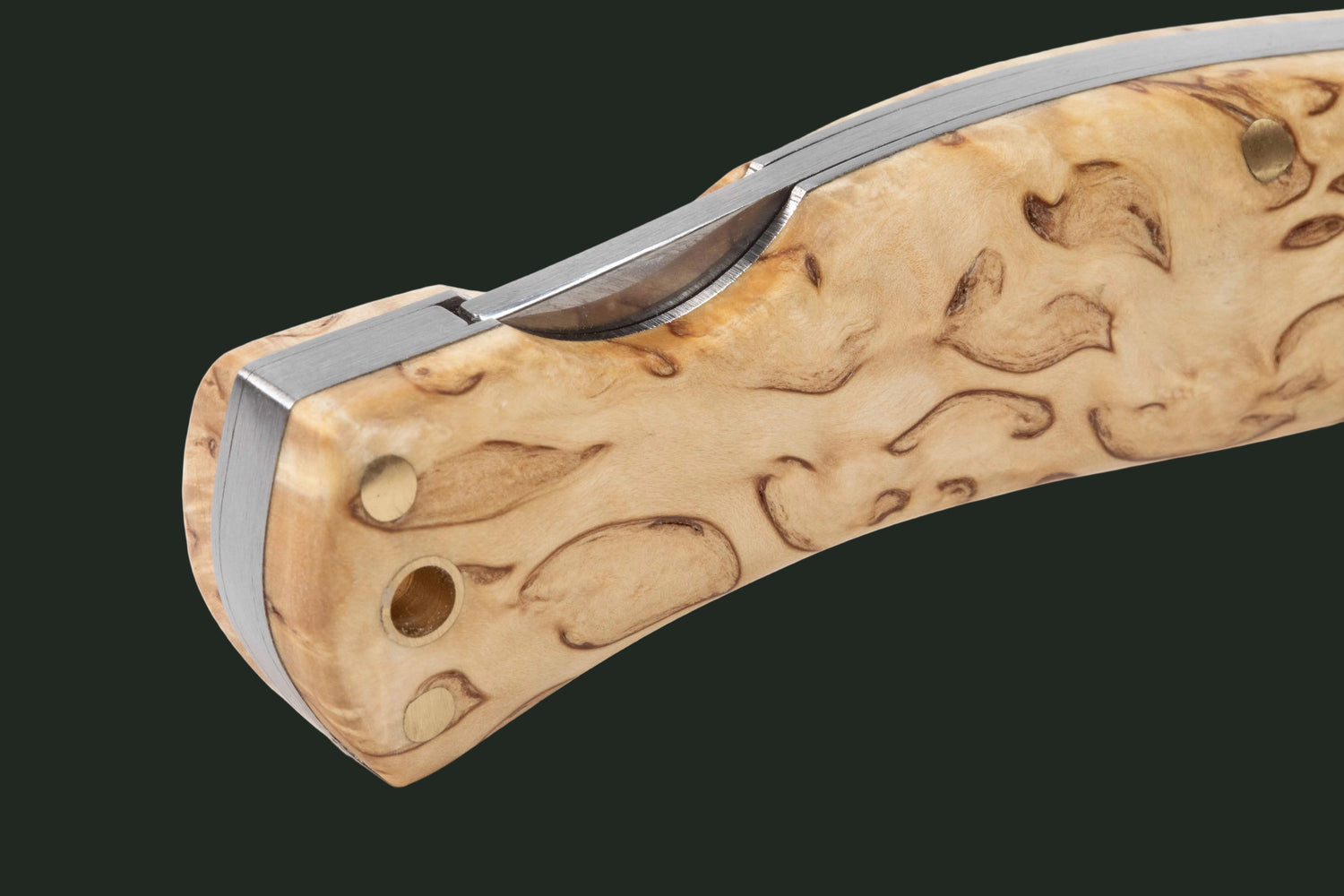 Close-up of the lock button of the Lars Fält Lock Back pocket knife.