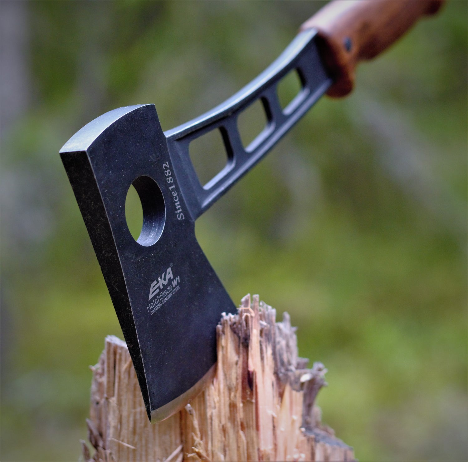 EKA HatchBlade W1 Wood Finish - Casstrom Limited